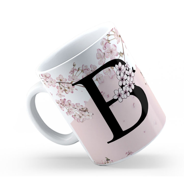 15322477831 canecas alfabeto floral cerejeira 02 mockup a