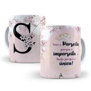 15322519896 canecas alfabeto floral cerejeira 19 mockup 2 juntas