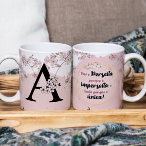Caneca de Cerâmica Branca 325ml Alfabeto Floral Cerejeira Letra A