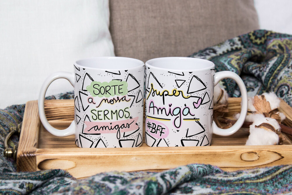 Caneca Cerâmica Branca Amigas de Sorte 325ml